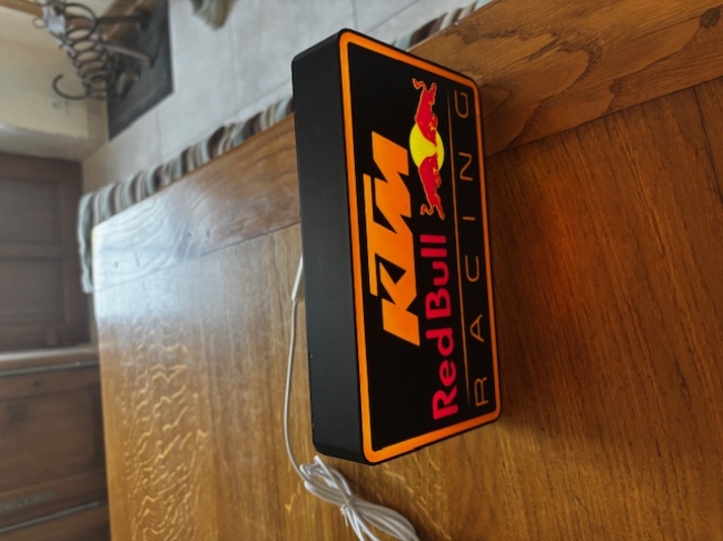 Lightbox KTM RedBull Racing