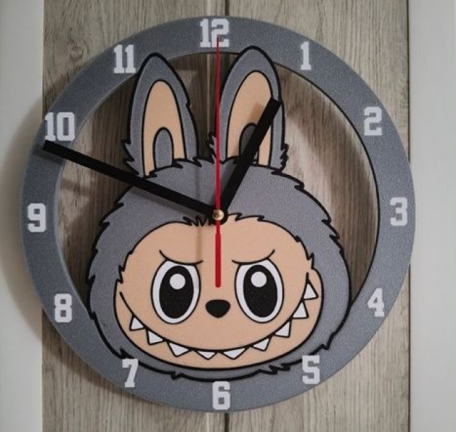 Horloge Labubu